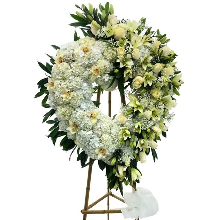 Trípode fúnebre de corazón blanco
